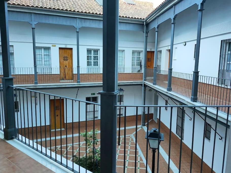 Apartamento Plaza De San Bernardo 4 Sevilla Eksteriør billede